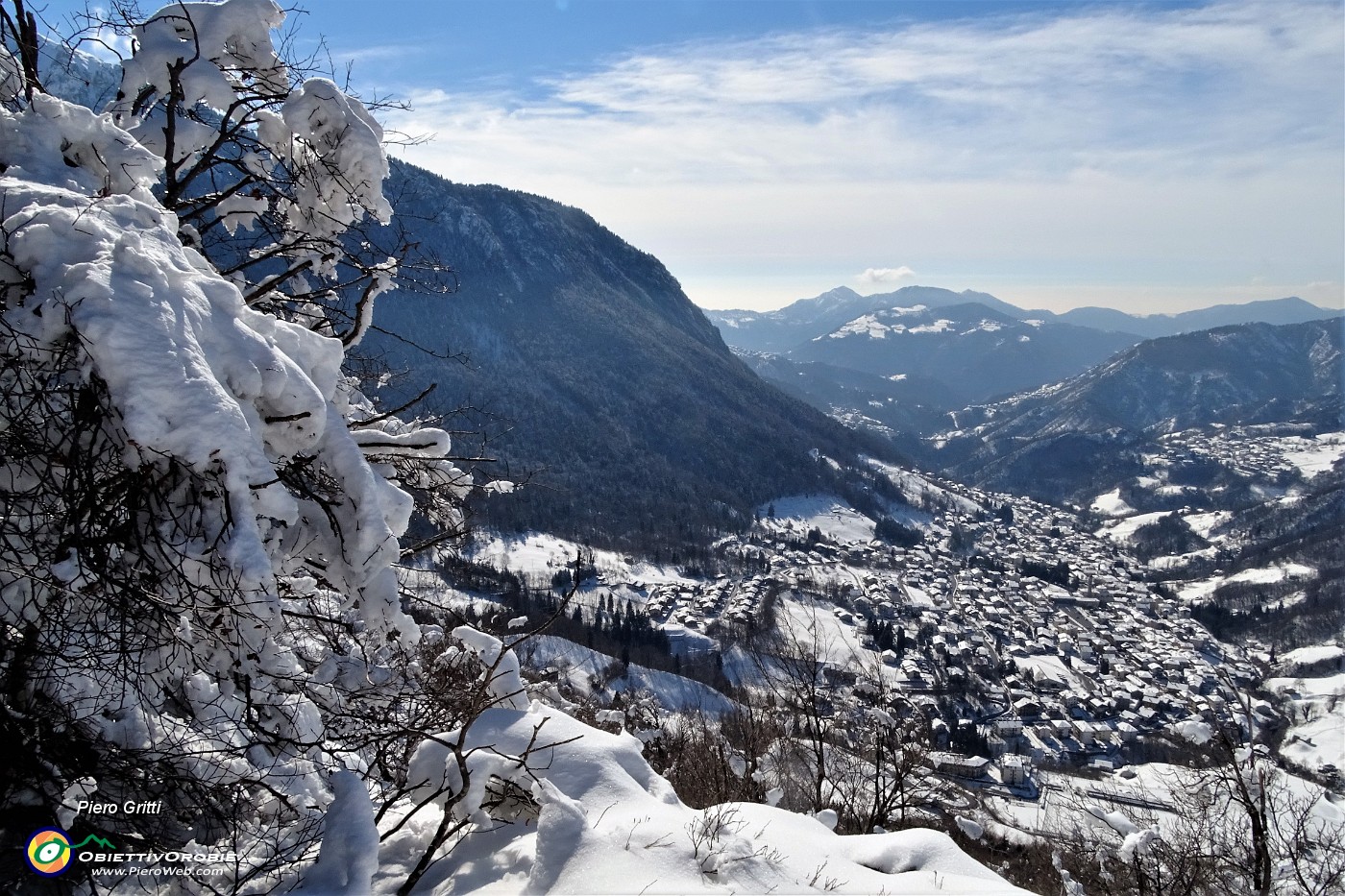 35 Vista sulla Val Serina.JPG